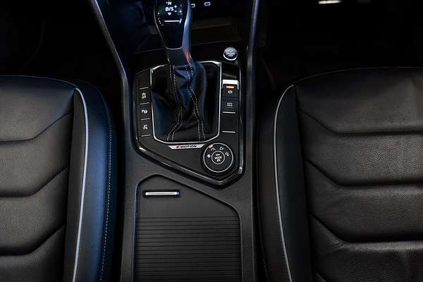 2022 Volkswagen Tiguan 162TSI R-Line 5N