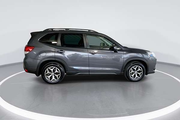 2022 Subaru Forester 2.5X S5