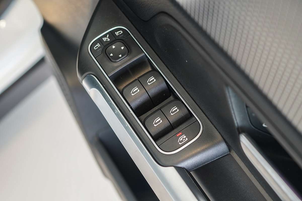 2022 Mercedes-Benz GLB-Class GLB200 X247