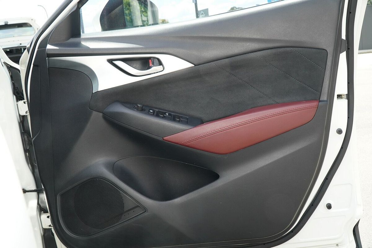 2015 Mazda CX-3 Akari DK