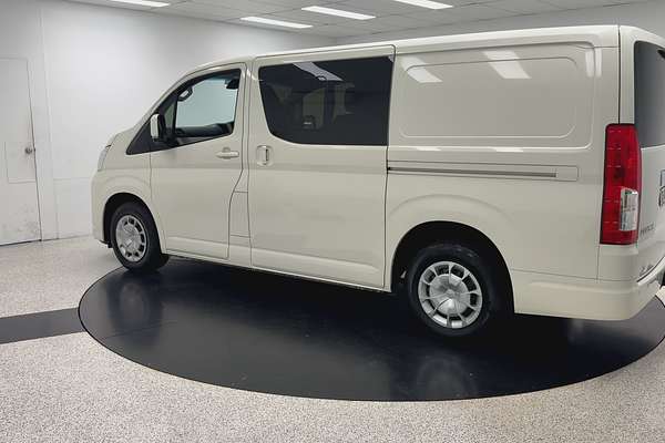 2022 Toyota Hiace GDH300R LWB