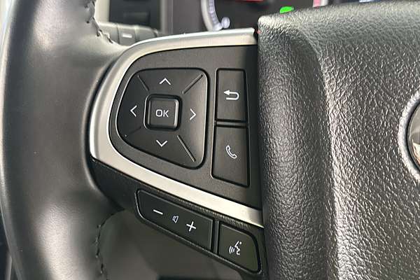 2022 Toyota Hiace GDH300R LWB