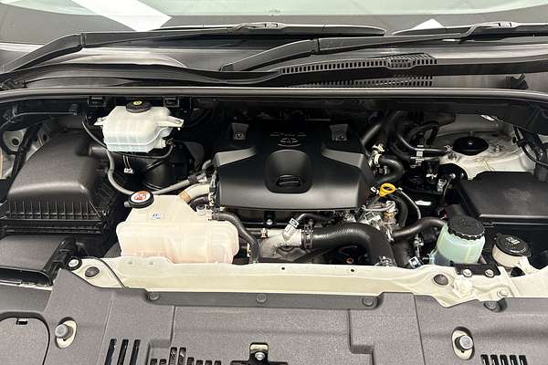 2022 Toyota Hiace GDH300R LWB