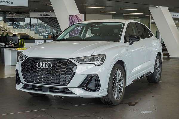 2022 Audi Q3 35 TFSI S line F3