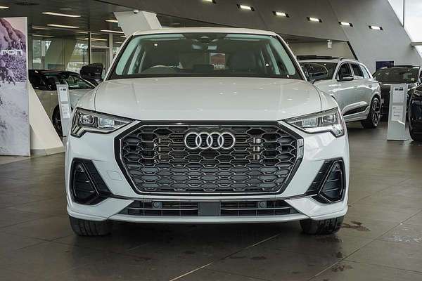 2022 Audi Q3 35 TFSI S line F3