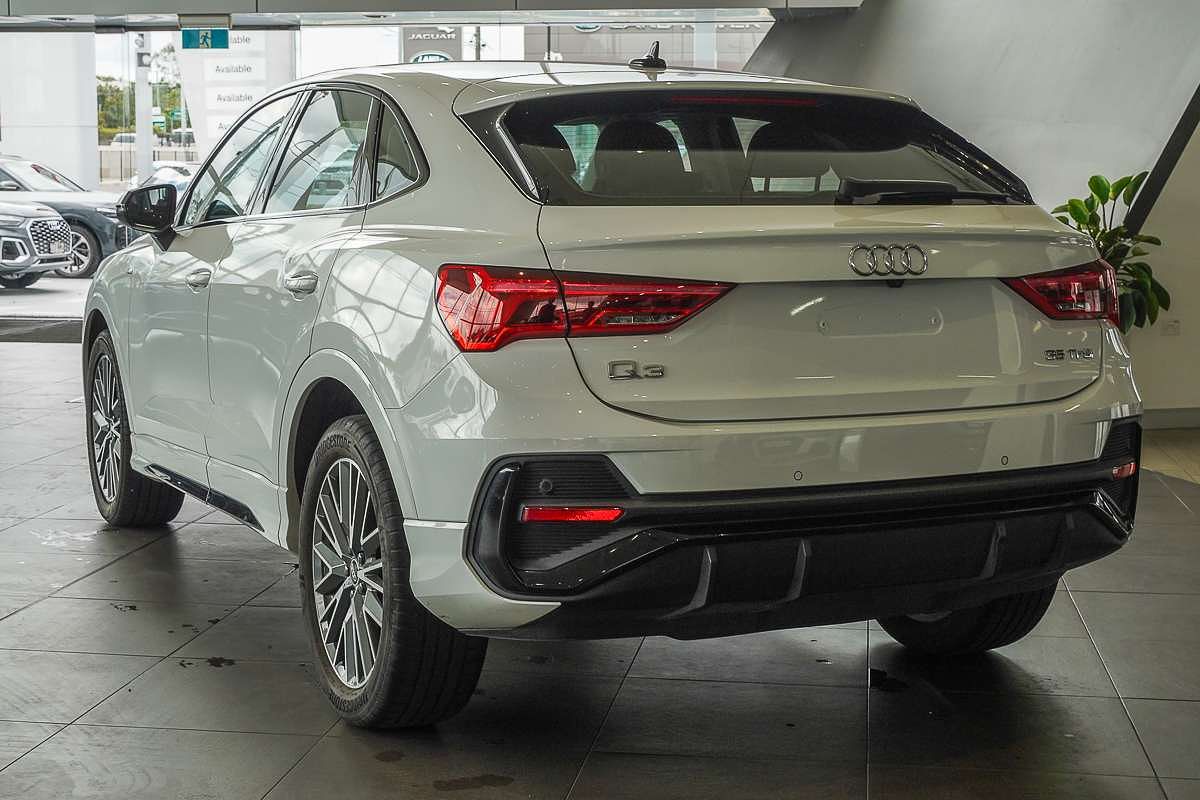 2022 Audi Q3 35 TFSI S line F3