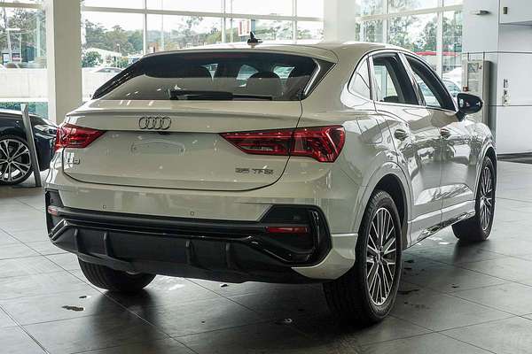 2022 Audi Q3 35 TFSI S line F3