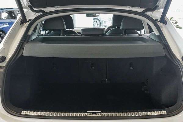 2022 Audi Q3 35 TFSI S line F3