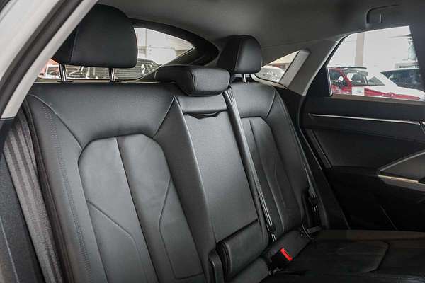 2022 Audi Q3 35 TFSI S line F3