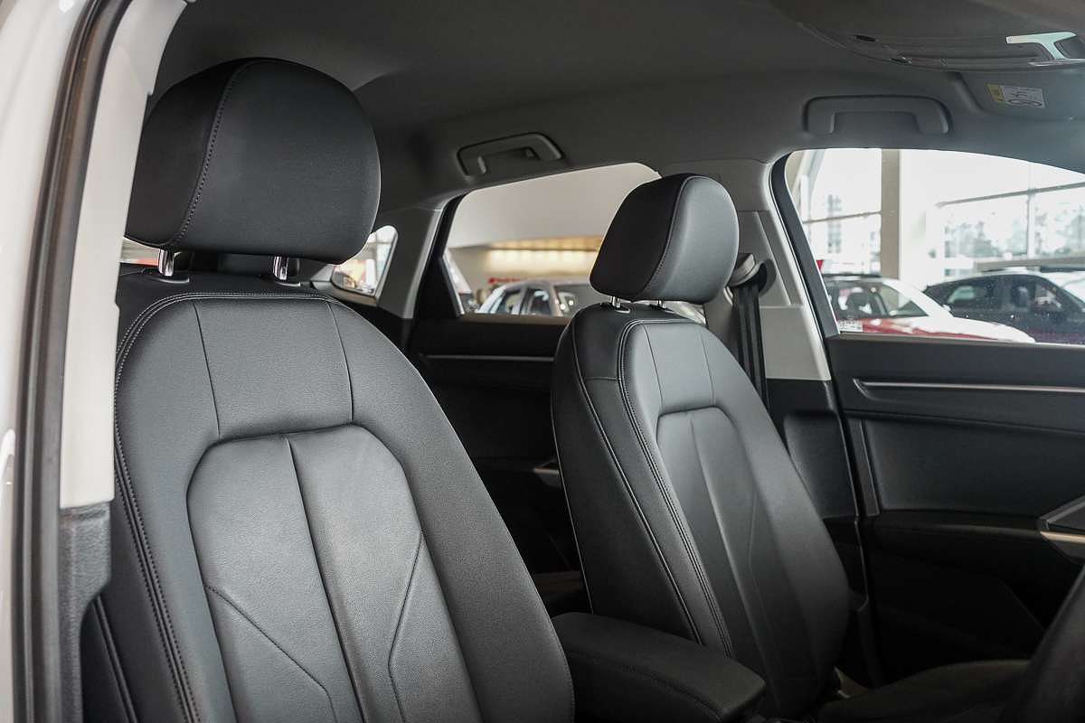 2022 Audi Q3 35 TFSI S line F3