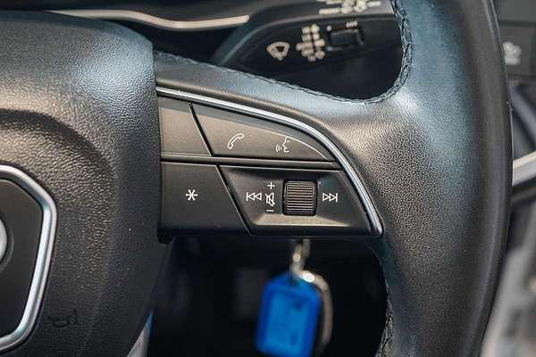 2022 Audi Q3 35 TFSI S line F3