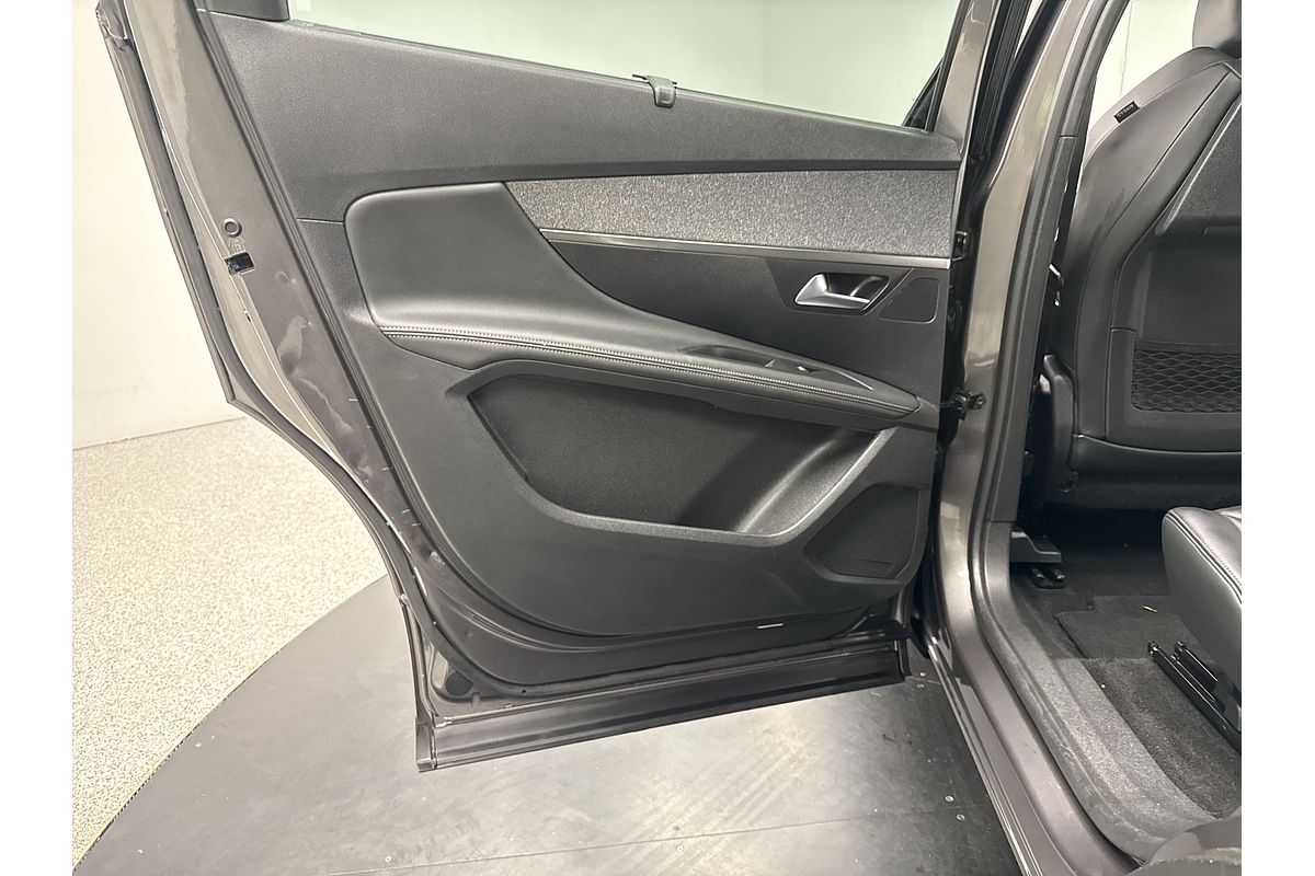 2019 Peugeot 5008 GT Line P87