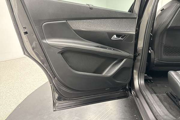 2019 Peugeot 5008 GT Line P87