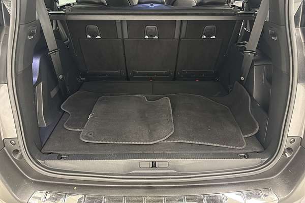 2019 Peugeot 5008 GT Line P87
