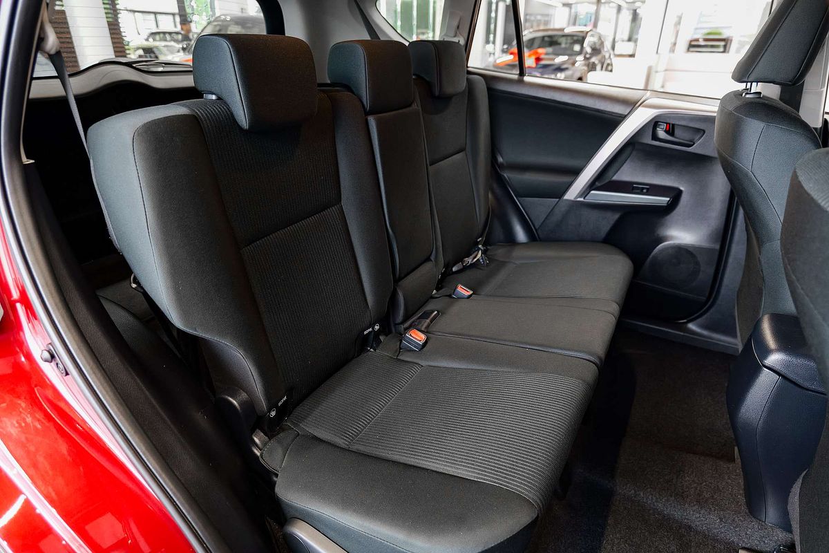 2017 Toyota RAV4 GX ZSA42R