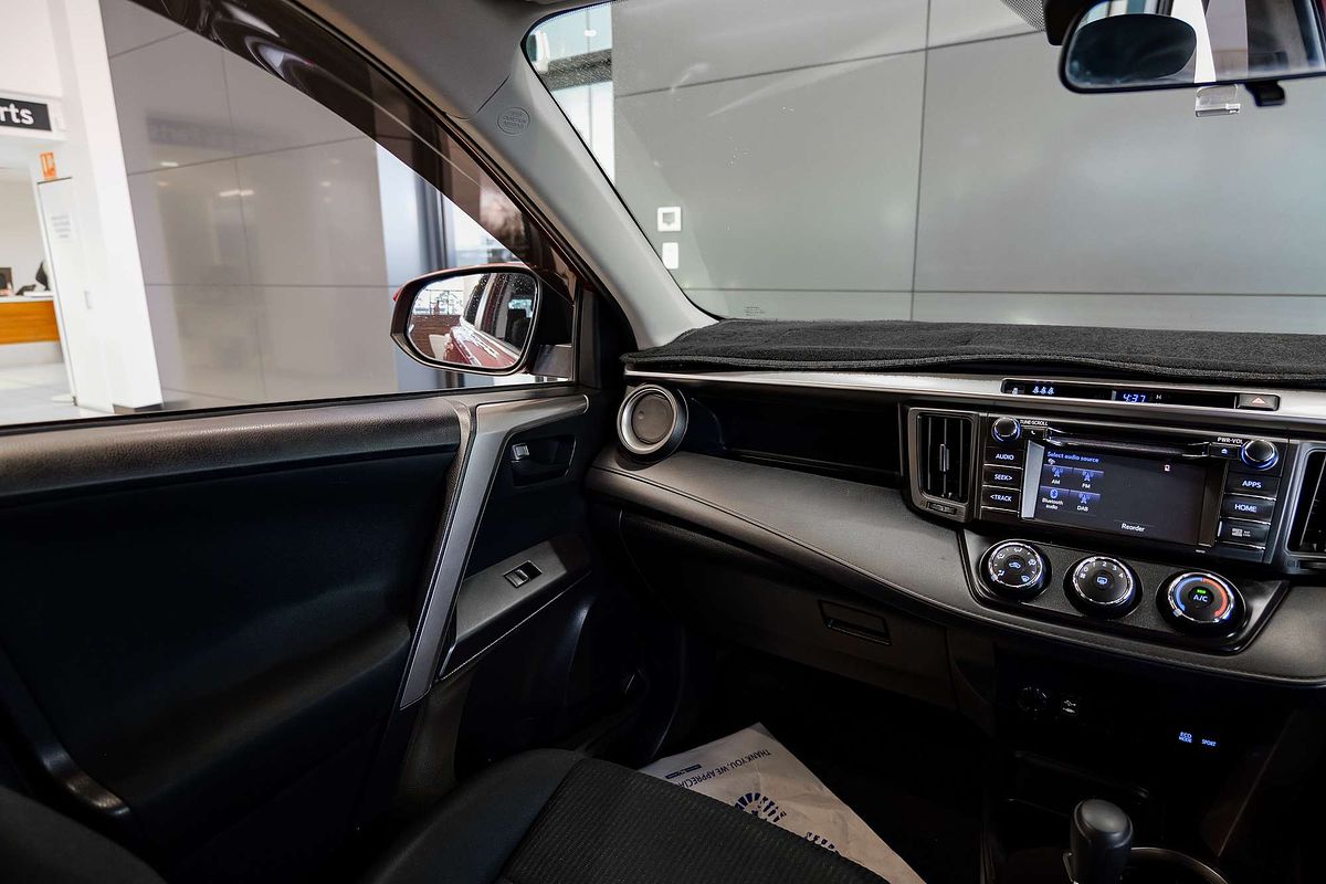 2017 Toyota RAV4 GX ZSA42R