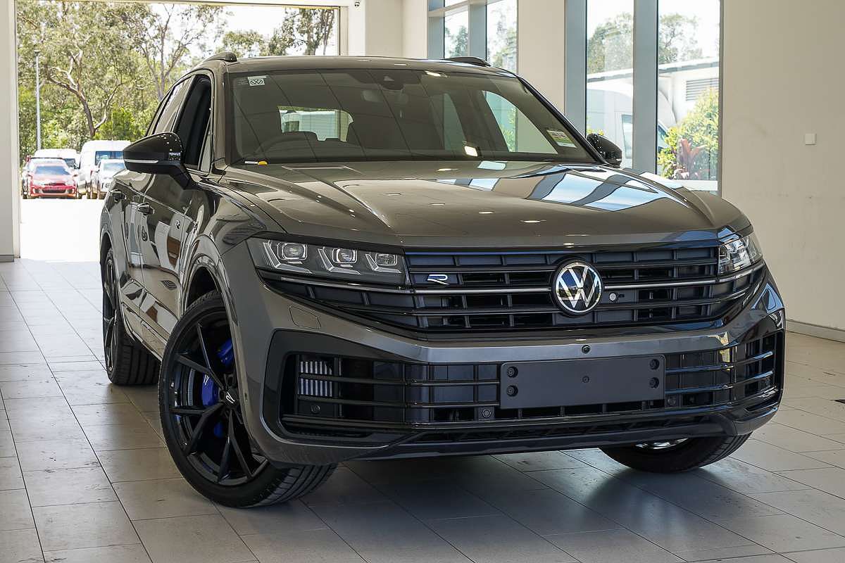 2025 Volkswagen Touareg R RC