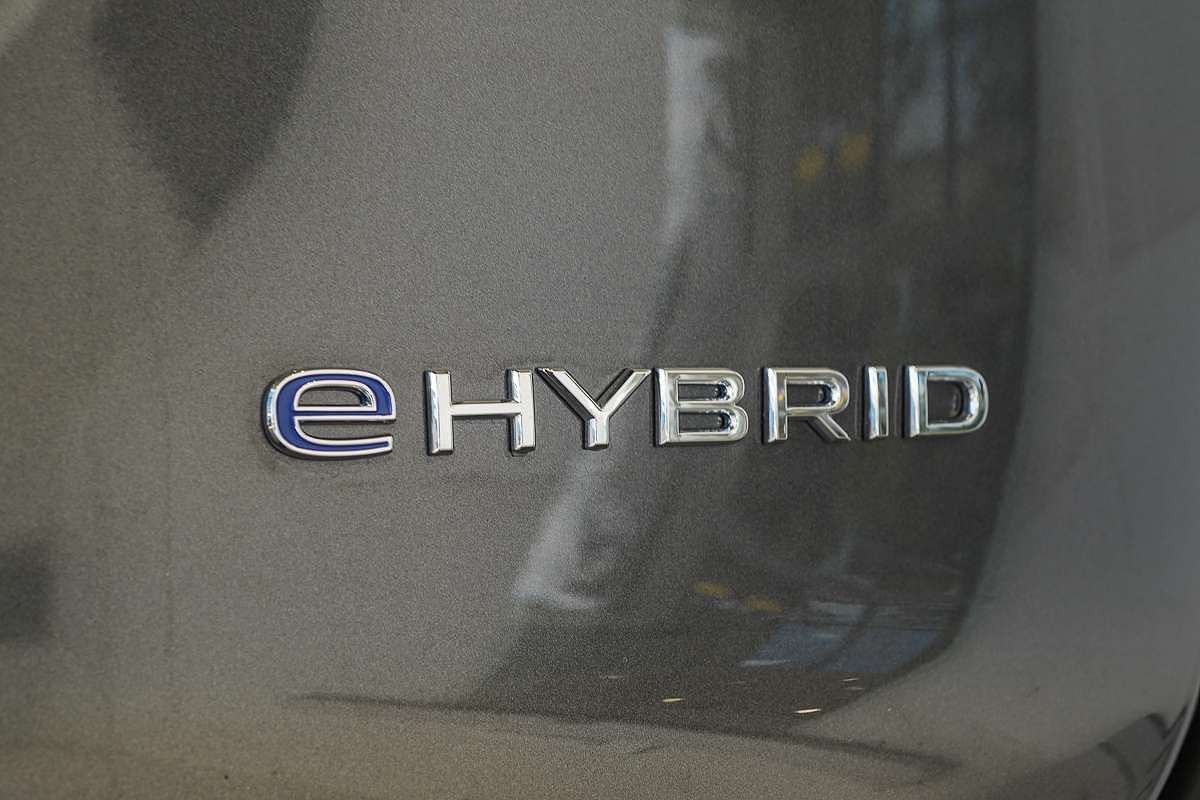 2025 Volkswagen Touareg R RC