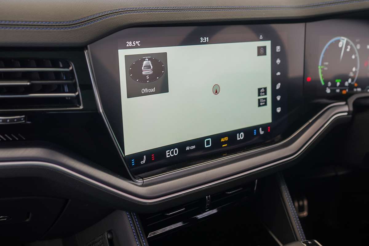 2025 Volkswagen Touareg R RC