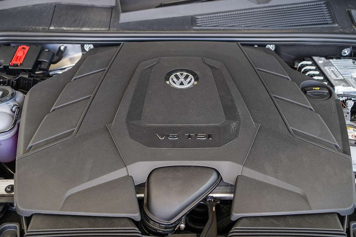 2025 Volkswagen Touareg R RC