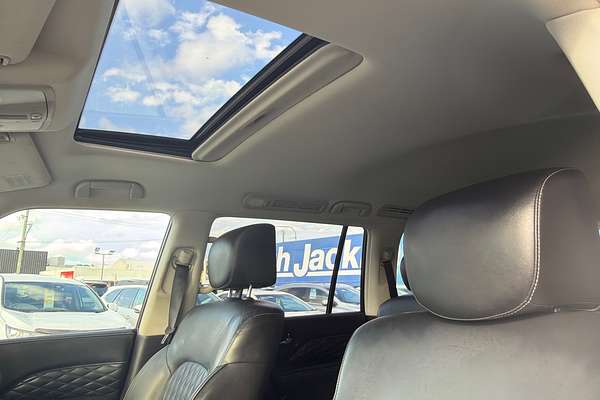 2018 INFINITI QX80 S Premium Z62