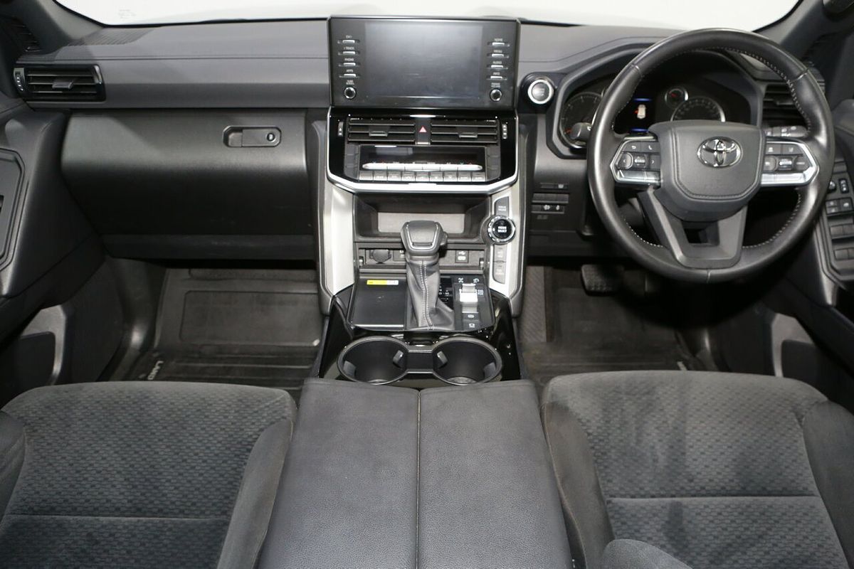 2024 Toyota Landcruiser GXL FJA300R