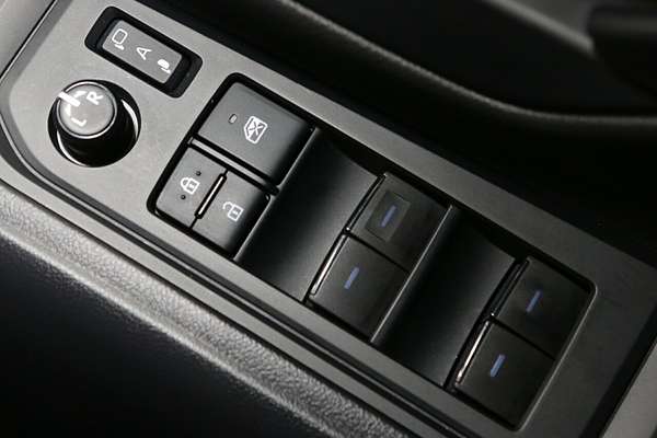 2024 Toyota Landcruiser GXL FJA300R