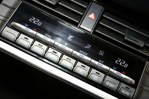 2024 Toyota Landcruiser GXL FJA300R