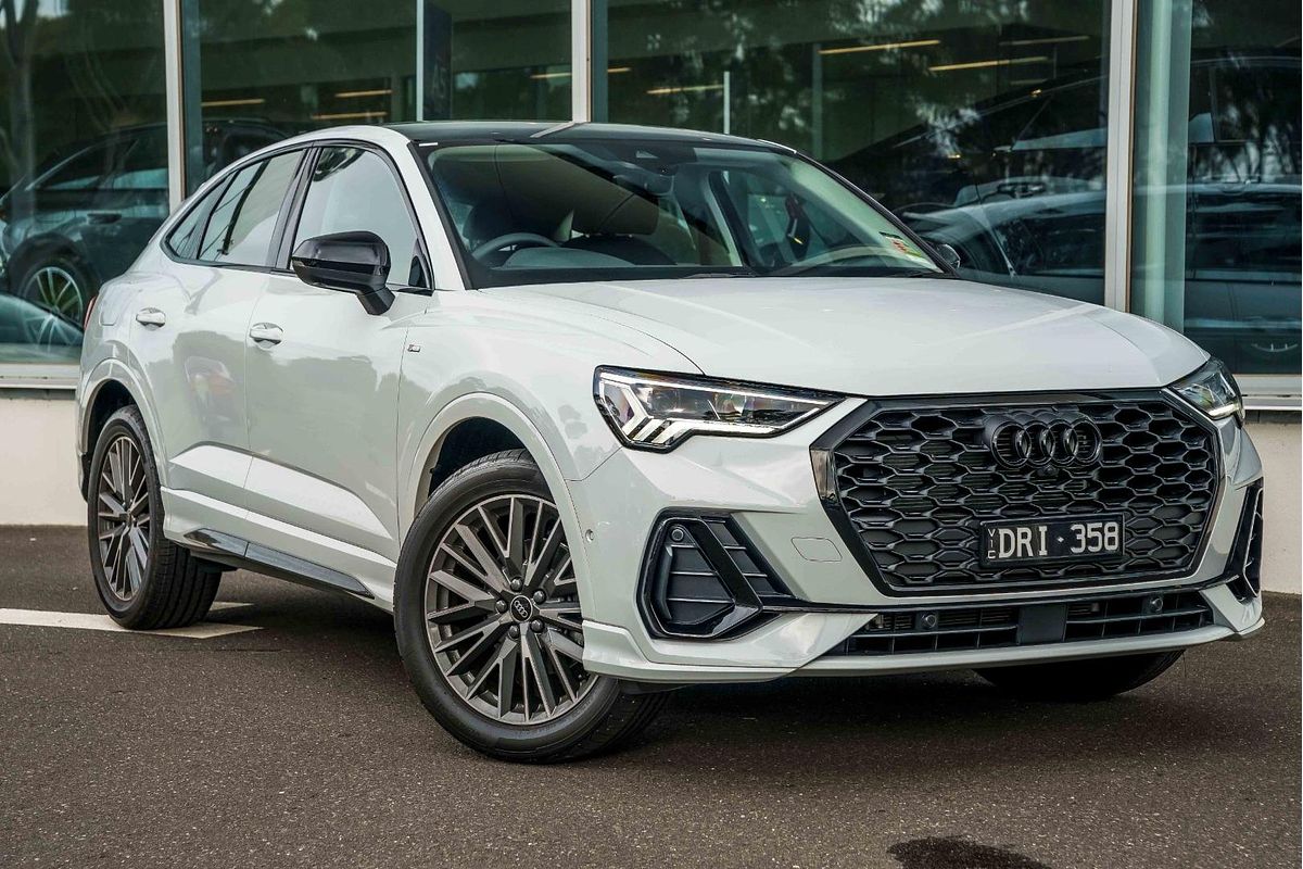 2025 Audi Q3 35 TFSI S line edition F3