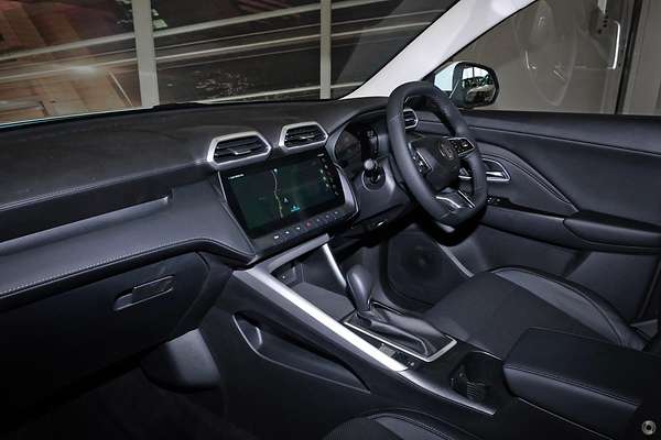 2025 MG ZS Essence ZS32