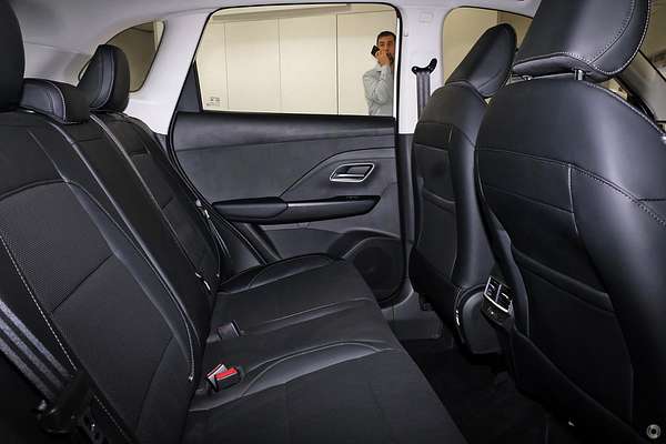 2025 MG ZS Essence ZS32