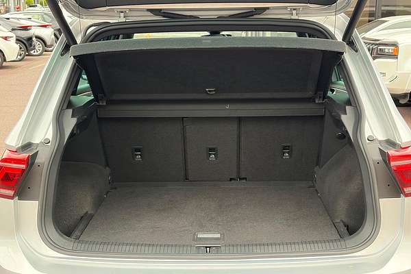 2021 Volkswagen Tiguan 162TSI R-Line 5N