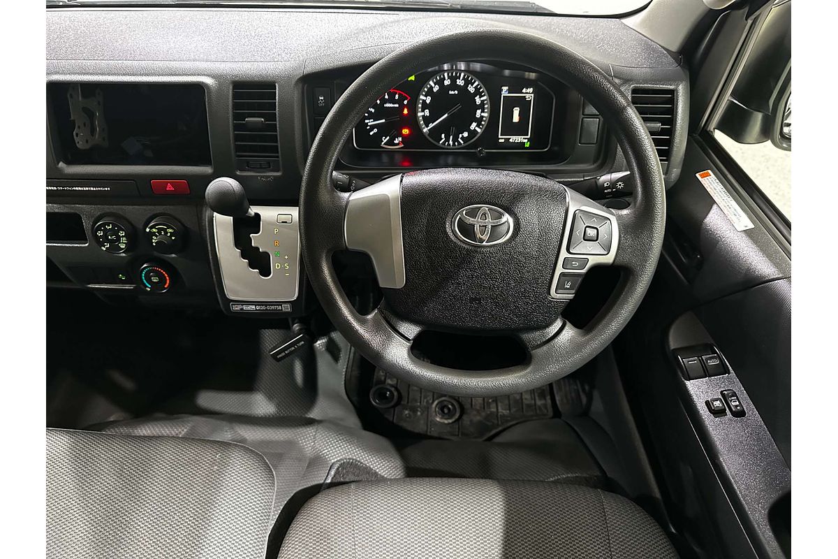 2022 Toyota Hiace GDH206V