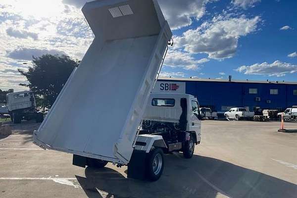 2025 Fuso Canter 815 Tipper