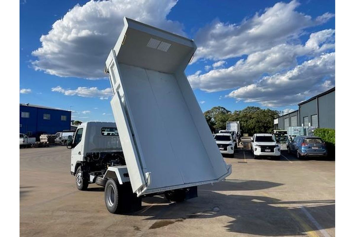 2025 Fuso Canter 815 Tipper