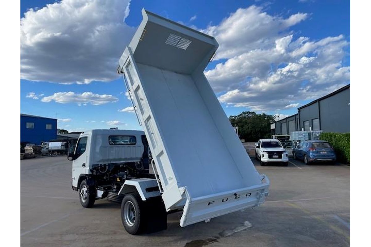 2025 Fuso Canter 815 Tipper
