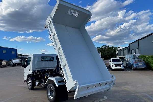 2025 Fuso Canter 815 Tipper