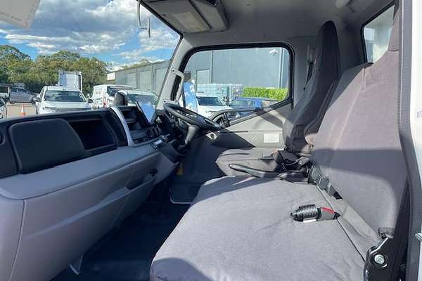 2025 Fuso Canter 815 Tipper