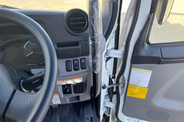 2025 Fuso Canter 815 Tipper