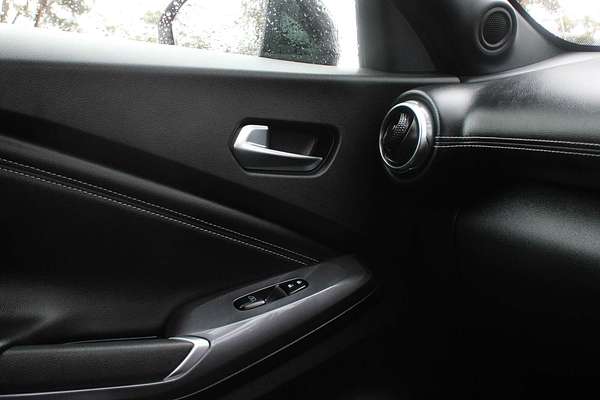 2023 Nissan JUKE ST-L F16