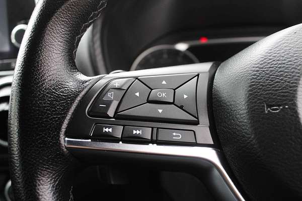 2023 Nissan JUKE ST-L F16