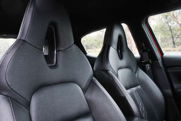 2023 Nissan JUKE ST-L F16