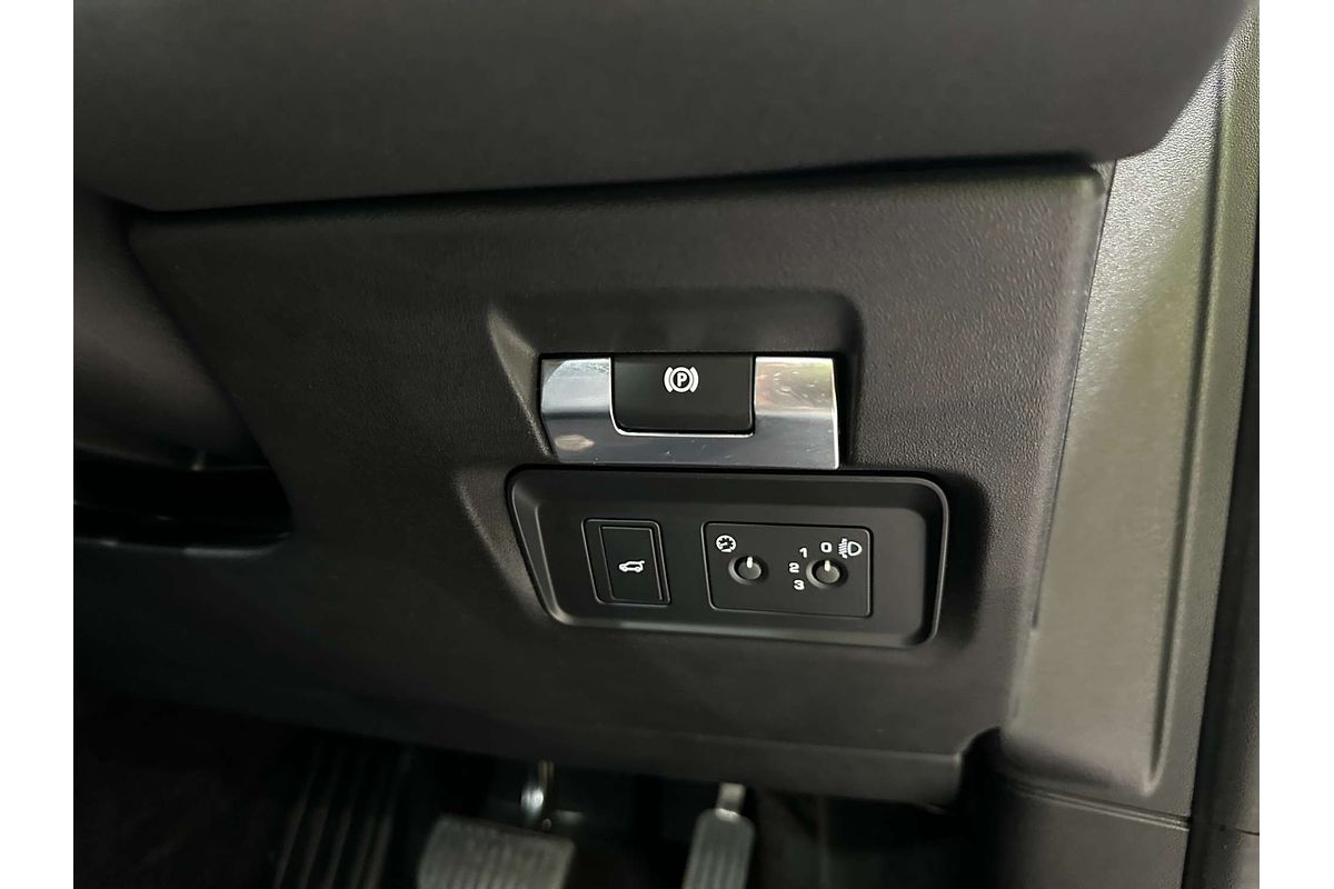 2020 Land Rover Discovery Sport D150 S L550