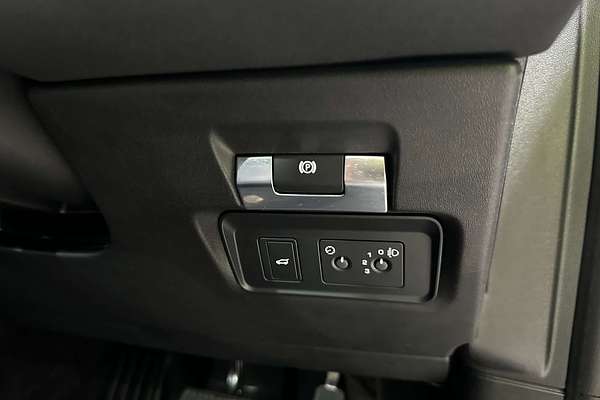 2020 Land Rover Discovery Sport D150 S L550