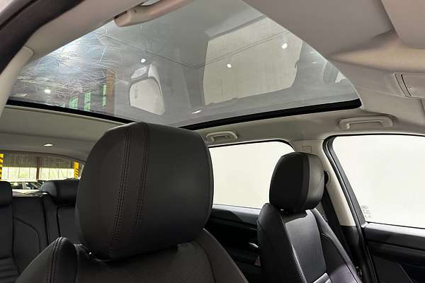 2020 Land Rover Discovery Sport D150 S L550