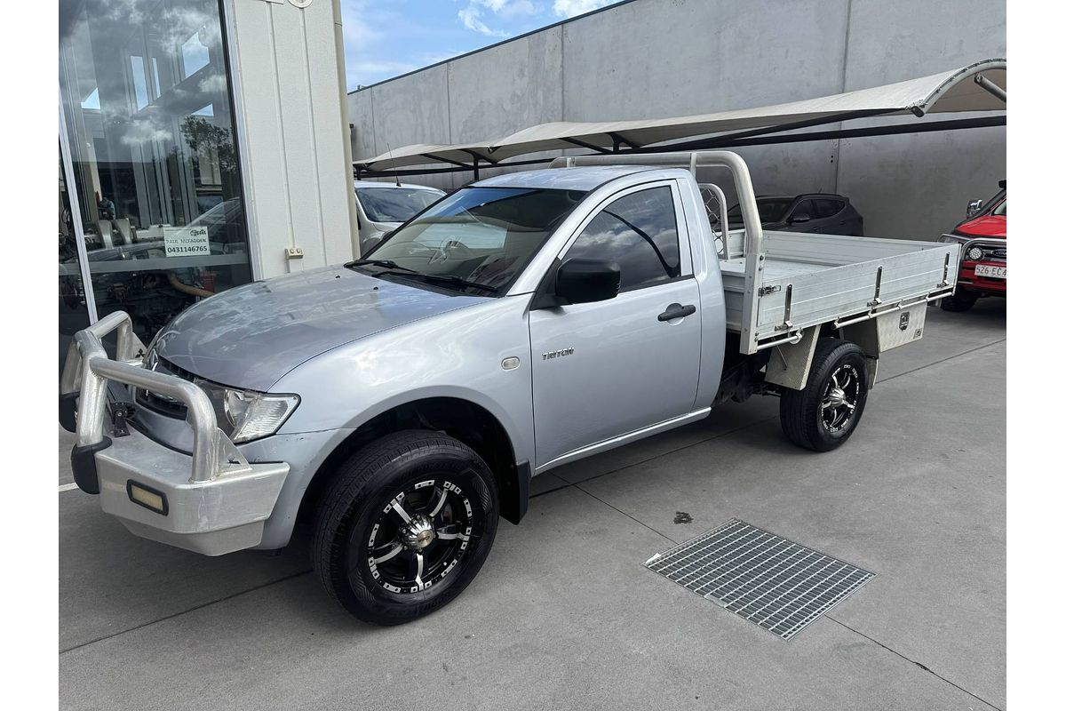 2012 Mitsubishi Triton GLX MN Rear Wheel Drive