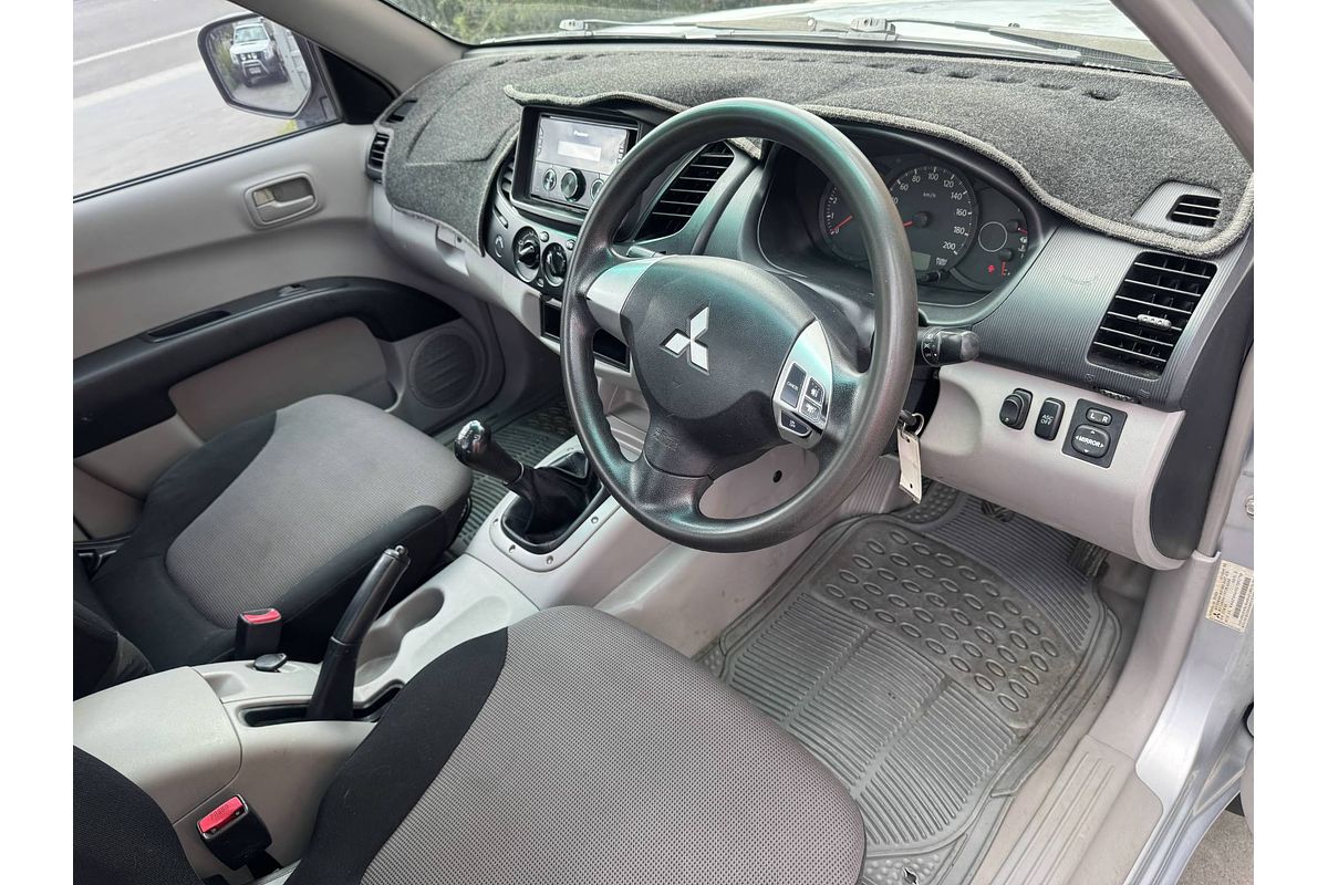 2012 Mitsubishi Triton GLX MN Rear Wheel Drive