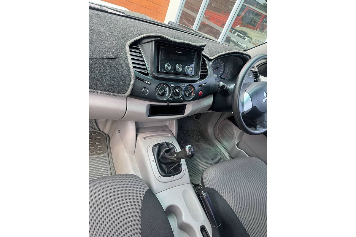 2012 Mitsubishi Triton GLX MN Rear Wheel Drive