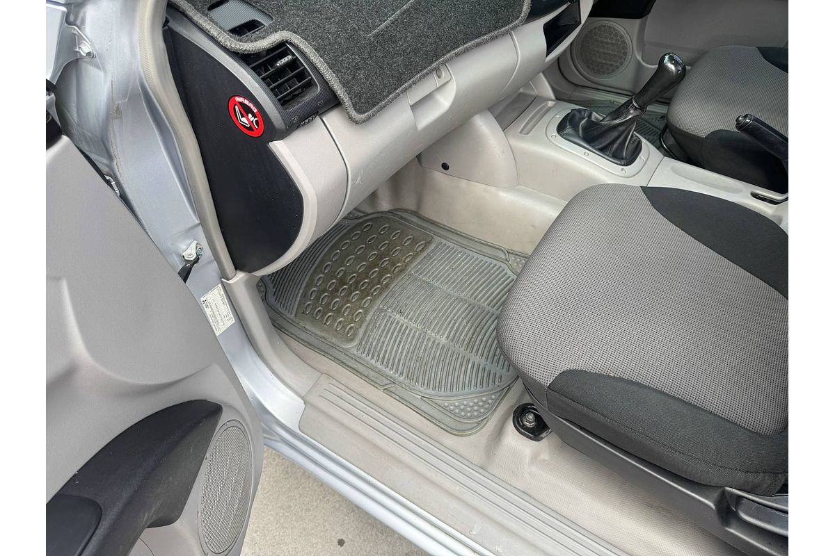 2012 Mitsubishi Triton GLX MN Rear Wheel Drive