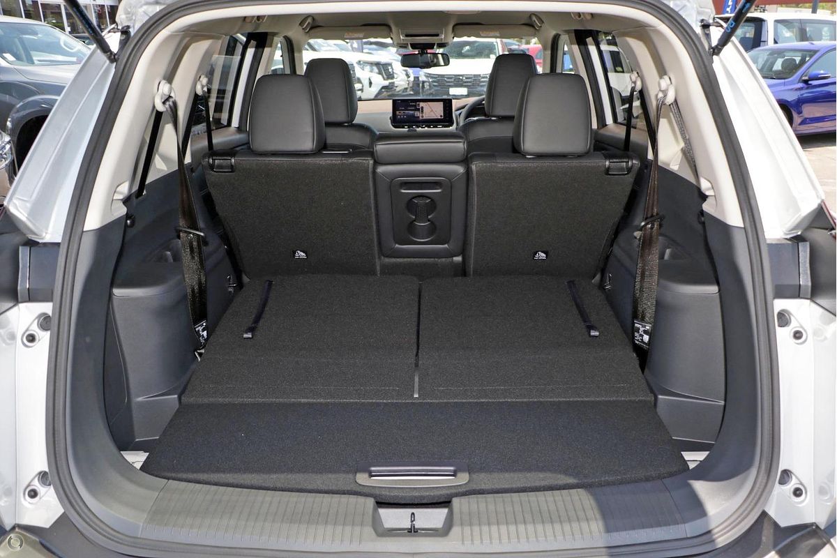 2025 Nissan X-TRAIL ST-L T33